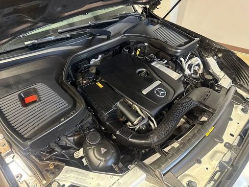 Used 2017 Mercedes-Benz GLC 300 4MATIC image 65