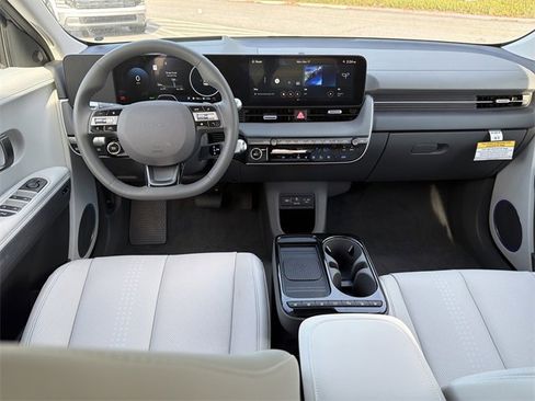 New 2026 Hyundai Ioniq 5 Limited image 22