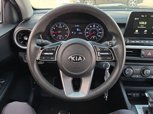 Used 2020 Kia Forte LXS image 13