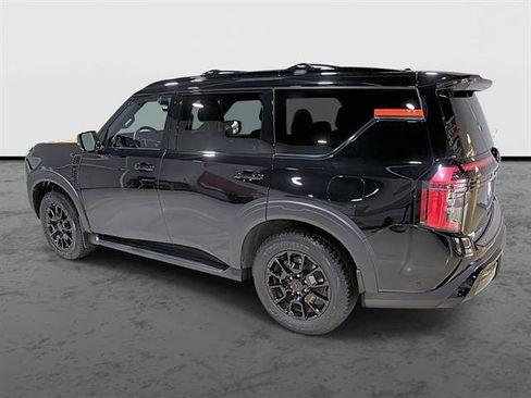Used 2025 Nissan Armada PRO-4X AWD/4WD image 2