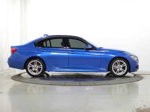 Used 2016 BMW 328i xDrive Sedan AWD/4WD image 12