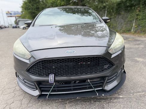 Used 2015 Ford Focus ST FWD image 8