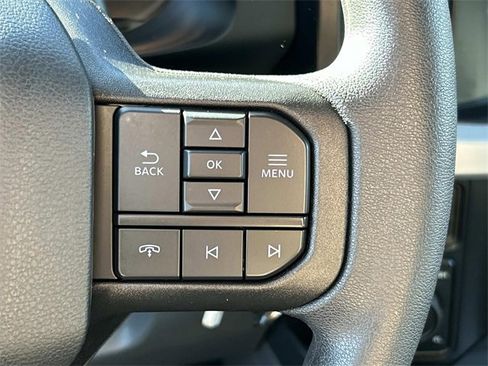 Used 2025 Ford F250 XLT image 32