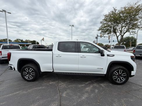 Certified 2024 GMC Sierra 1500 AT4 w/ Technology Package AWD/4WD image 11