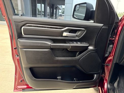 Used 2023 RAM 1500 Big Horn AWD/4WD image 18