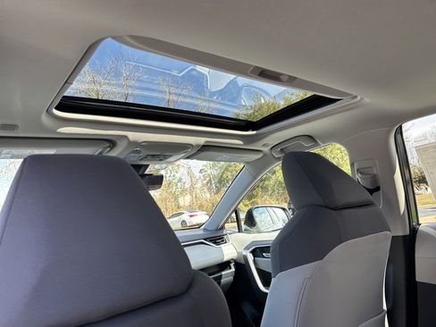 New 2025 Toyota RAV4 XLE w/ Convenience Package FWD image 27