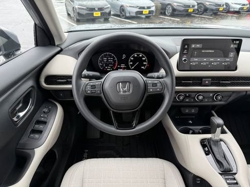 New 2026 Honda HR-V LX image 19