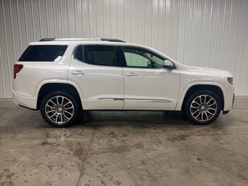 Used 2020 GMC Acadia Denali image 2