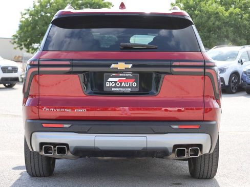Used 2025 Chevrolet Traverse LT w/ Driver Confidence Package AWD/4WD image 10