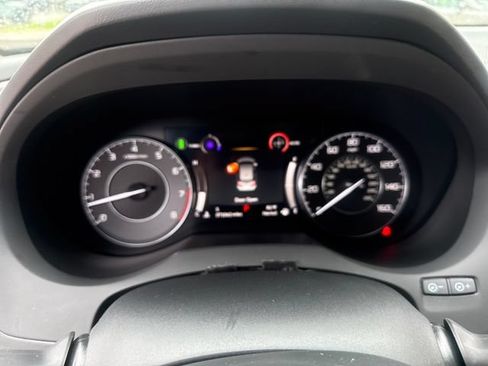 Used 2023 Acura RDX FWD w/ Technology Package image 12
