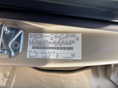 Used 2017 Ford Escape Titanium AWD/4WD image 32