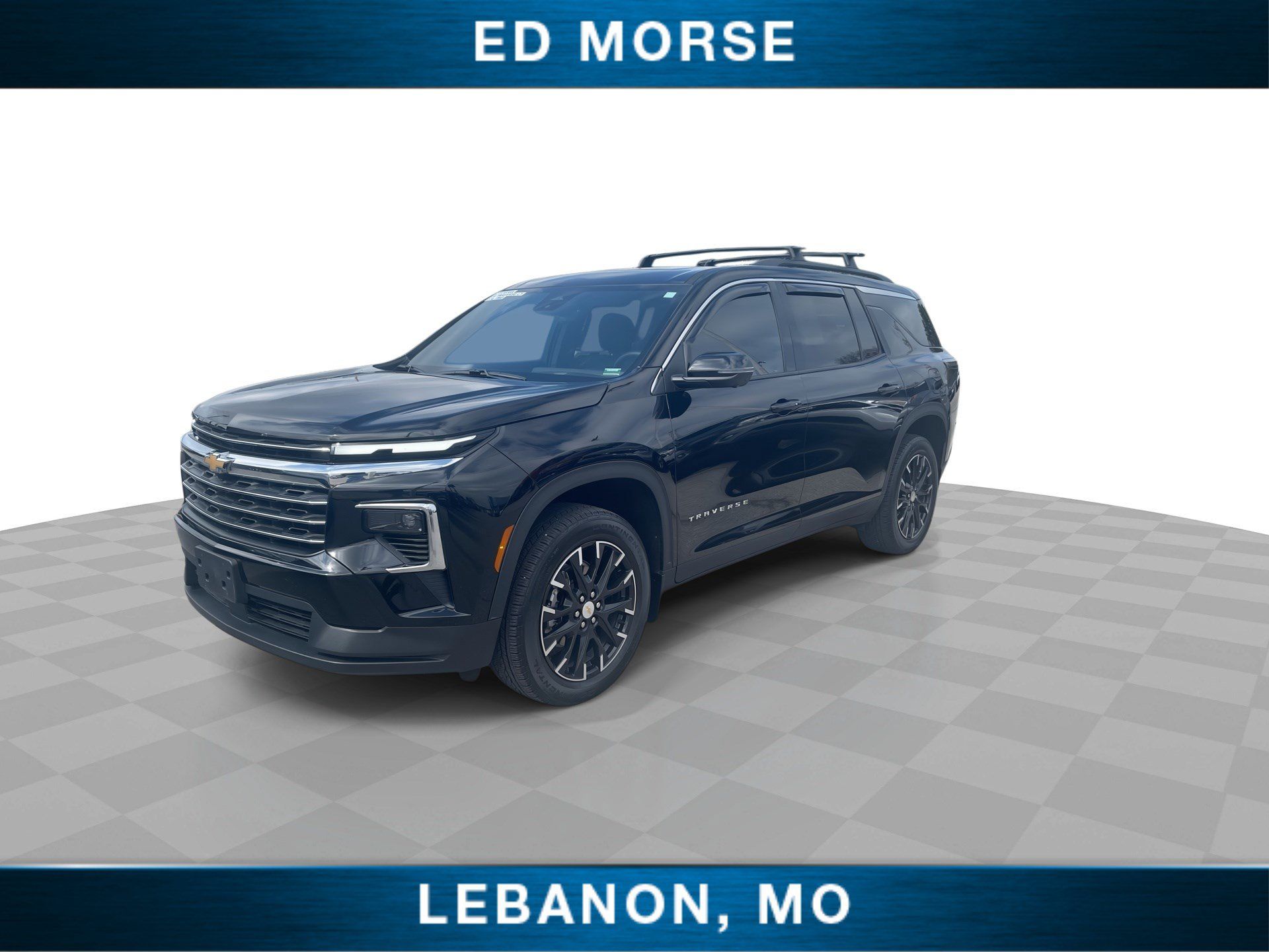 Used 2026 Chevrolet Traverse LT w/ Sun and Wheel Package FWD image 4