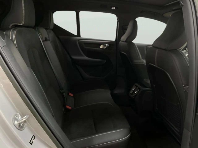Used 2023 Volvo XC40 Recharge Ultimate AWD/4WD image 72