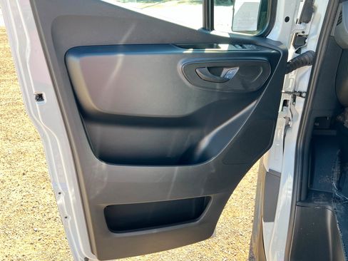 New 2026 Mercedes-Benz Sprinter 2500 image 10