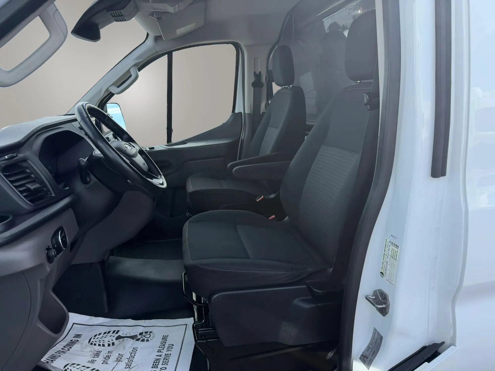 Used 2020 Ford Transit 250 Low Roof RWD image 17