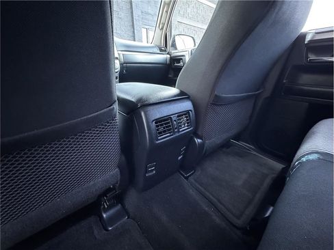 Used 2019 Toyota 4Runner SR5 AWD/4WD image 18