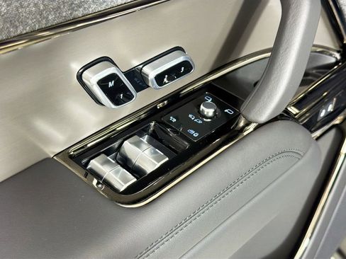Certified 2025 Land Rover Range Rover Sport Dynamic SE AWD/4WD image 18