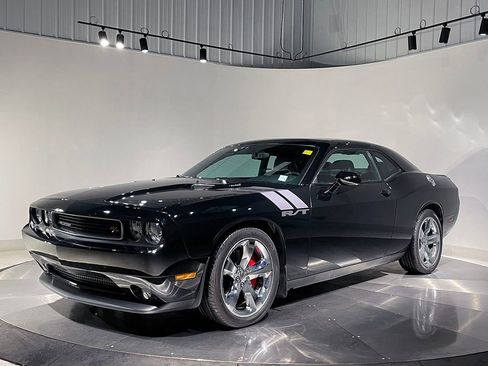Used 2012 Dodge Challenger R/T Plus RWD image 2