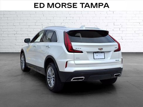 Certified 2024 Cadillac XT4 Premium Luxury AWD/4WD image 3