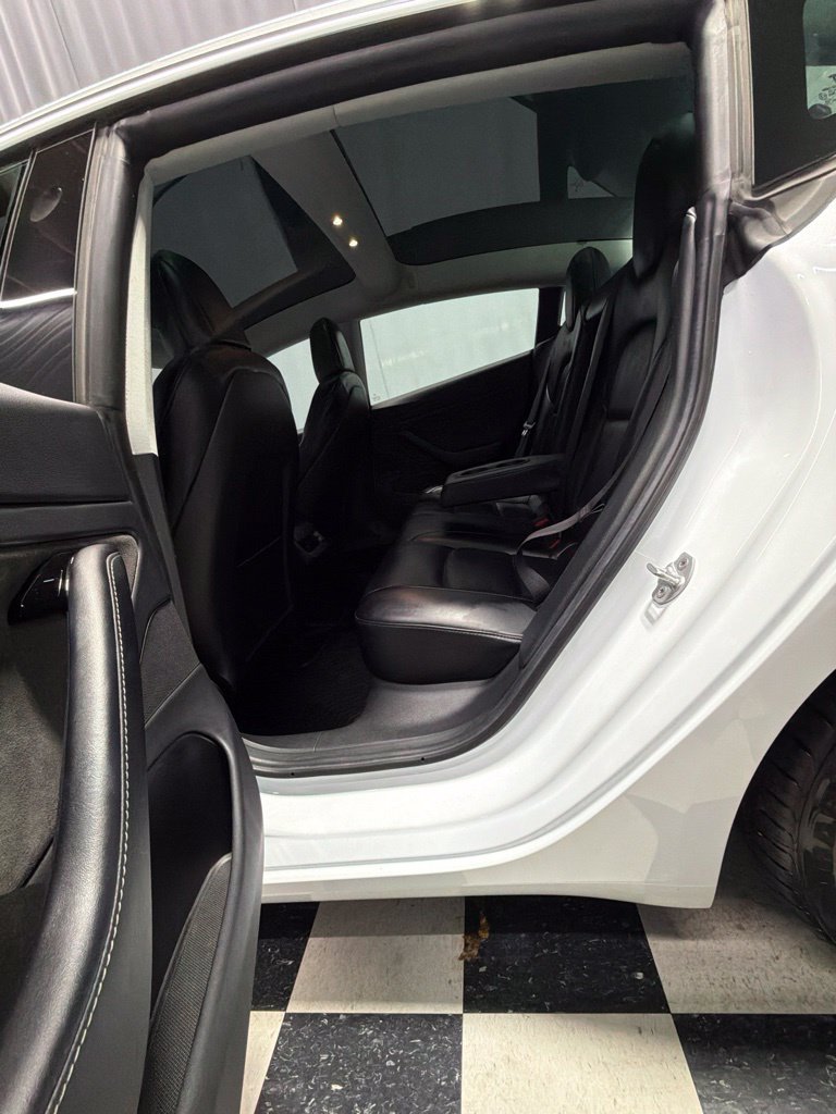 Used 2019 Tesla Model 3 Standard Range RWD image 8