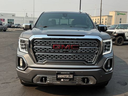 Used 2022 GMC Sierra 1500 Denali w/ Denali Reserve Package AWD/4WD image 2
