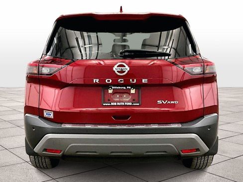 Used 2021 Nissan Rogue SV image 4