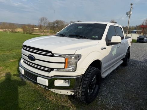 Used 2018 Ford F150 Lariat image 2