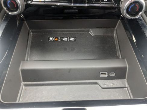 Used 2025 Chevrolet Tahoe Premier image 26