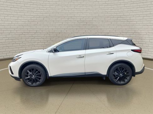 Used 2022 Nissan Murano SV w/ SV Midnight Edition Package image 6