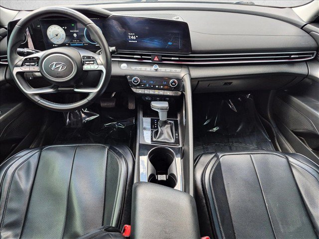 Used 2023 Hyundai Elantra Limited FWD image 17