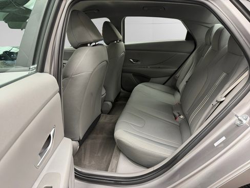 Certified 2023 Hyundai Elantra SEL image 13