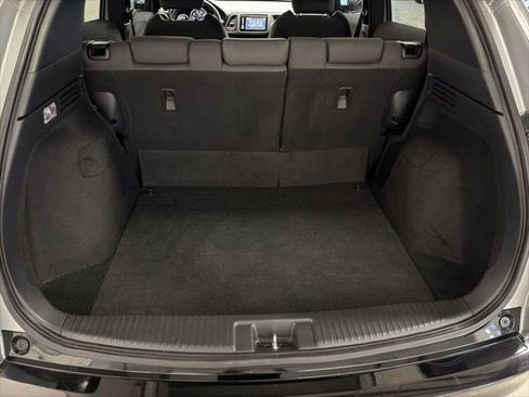 Used 2022 Honda HR-V Sport image 8