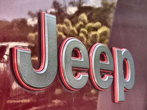 Used 2022 Jeep Wrangler Unlimited Rubicon w/ Cold Weather Group AWD/4WD image 46