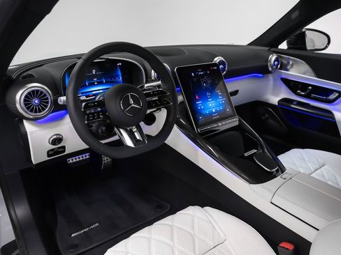 Used 2025 Mercedes-Benz AMG GT 63 image 62