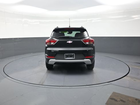 Used 2023 Chevrolet TrailBlazer LT w/ Convenience Package image 4