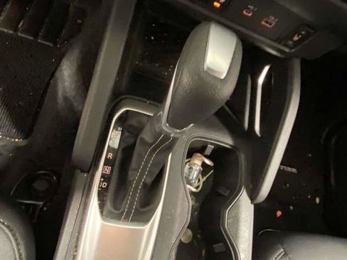 Used 2025 Nissan Frontier SV w/ SV Convenience Package image 19