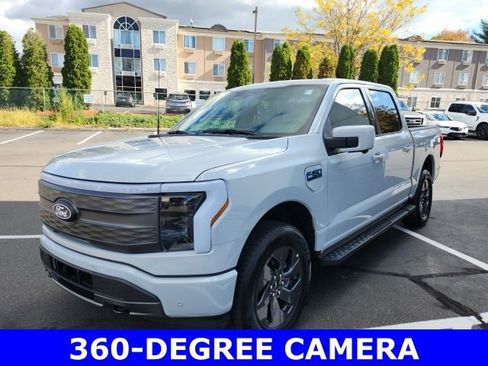 Used 2024 Ford F150 Lightning Lariat image 7