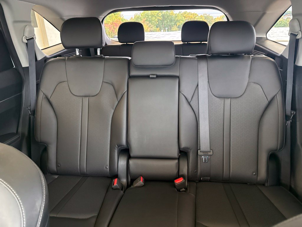 Used 2022 Kia Sorento S w/ Panoramic Sunroof Package AWD/4WD image 25