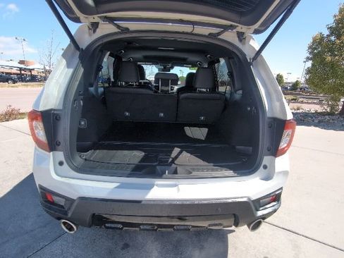 Used 2025 Honda Passport Black Edition image 24