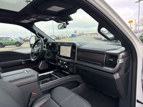 New 2026 Ford F250 Platinum image 22