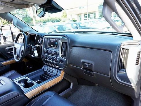 Used 2017 Chevrolet Silverado 2500 LTZ w/ Duramax Plus Package AWD/4WD image 10