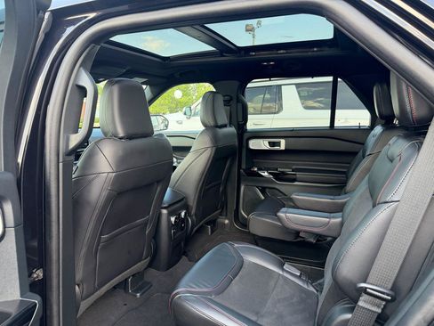 Used 2023 Ford Explorer ST w/ Equipment Group 401A AWD/4WD image 16