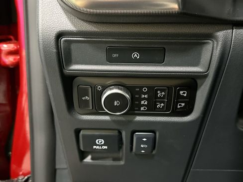 New 2025 Ford F150 Platinum w/ Equipment Group 702A High image 17