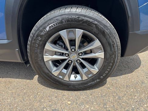 Used 2025 Chevrolet Equinox LT FWD image 31