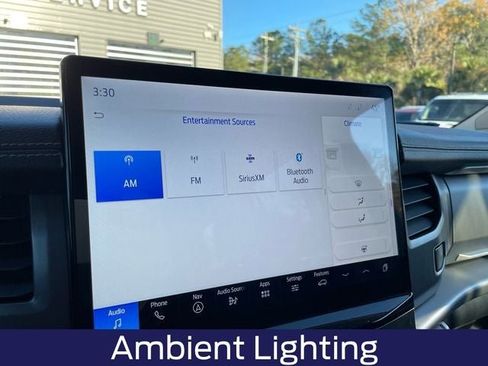 Used 2022 Ford Expedition XLT image 16