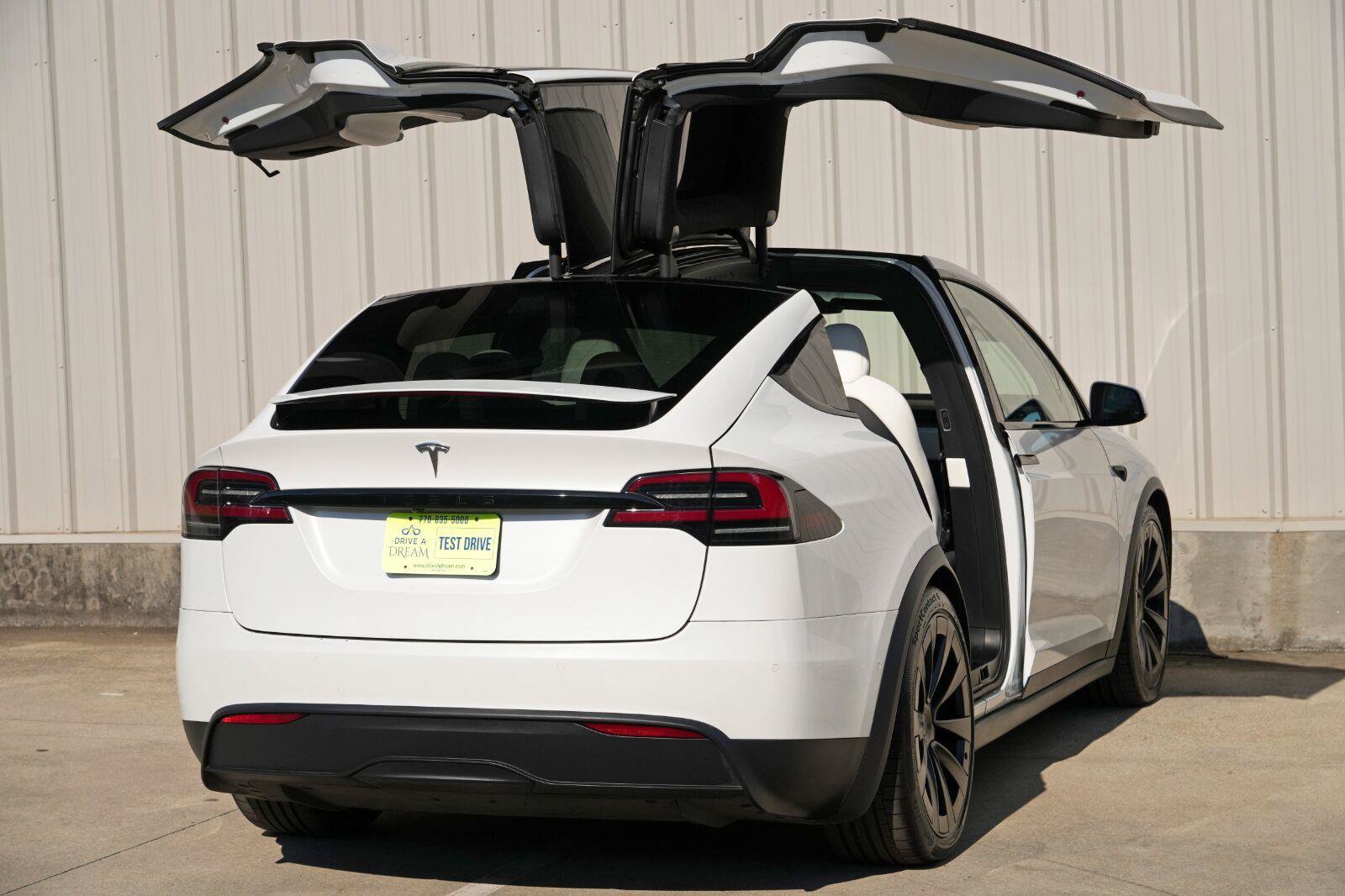 Used 2022 Tesla Model X AWD/4WD image 54