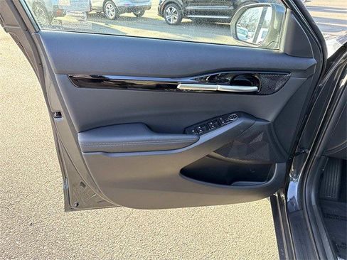 Used 2025 Kia Seltos EX w/ EX Sunroof Package image 13