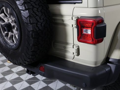 Used 2022 Jeep Wrangler Unlimited Rubicon image 51