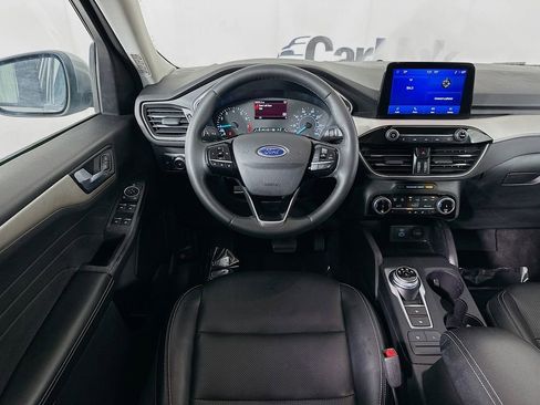 Used 2022 Ford Escape SEL FWD image 25