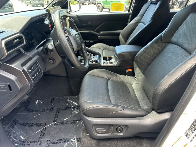 Certified 2025 Toyota 4Runner TRD Off-Road Premium w/ Tow Technology Package AWD/4WD image 34